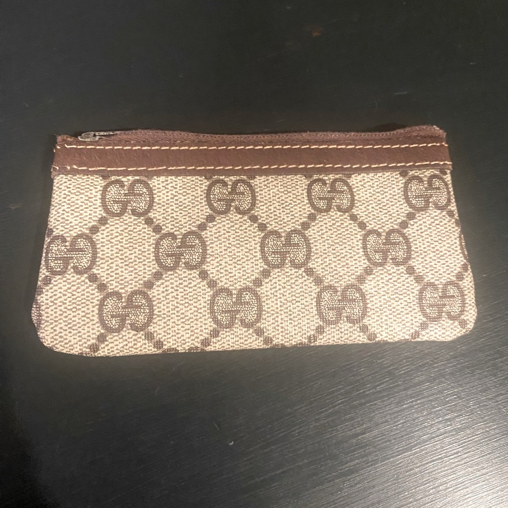 Gucci card holder - hard coated!